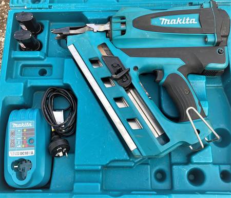 Makita nail gun , GN900SE