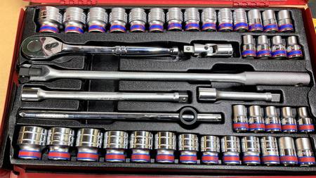 King Tony 1/2"dr socket set , 10-32mm , 5/16"-1-1/4"