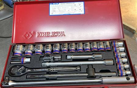King Tony 1/2"dr metric socket set 10-32mm