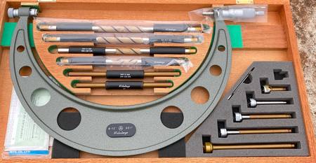 Mitutoyo 8"-12" micrometer, intrechangable anvils , new condition
