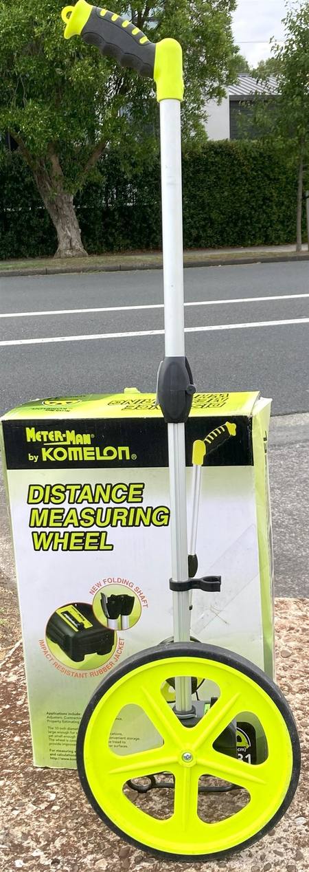 Komelon distance measuring wheel