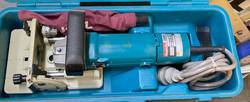 Makita biscuit joiner 3901
